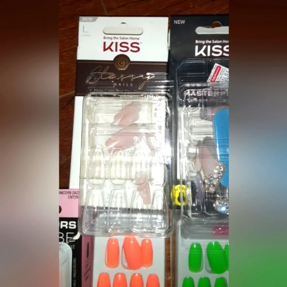 Kiss Nails - Picture 4 of 10